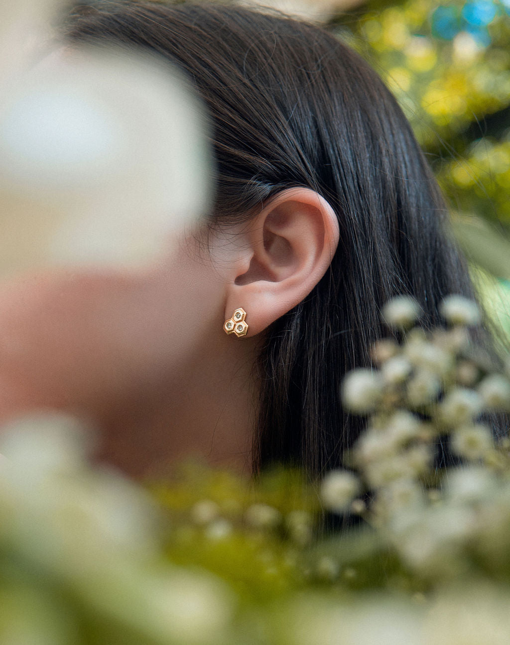 Colmena Diamond Studs